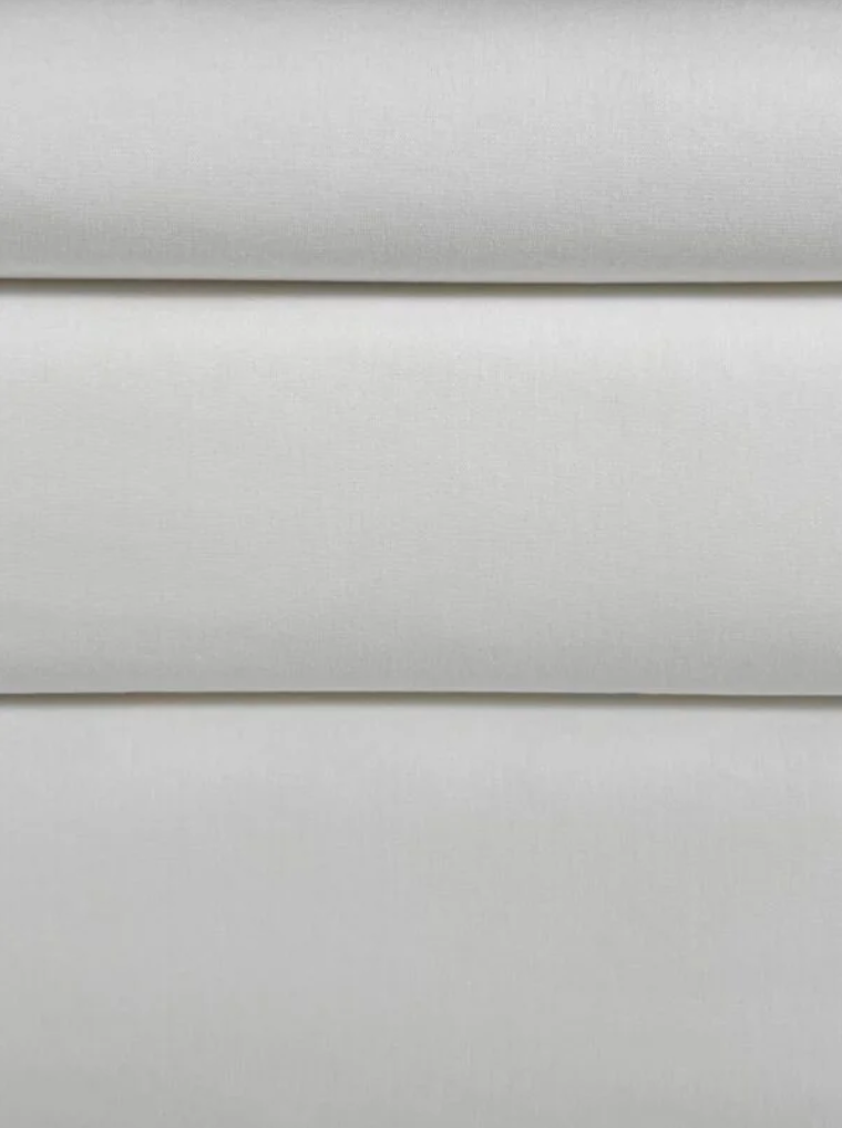 Vaikiški pritaikyti marškinėliai su „Velcro“ užsegimu ir visiškai atsegamais šonais